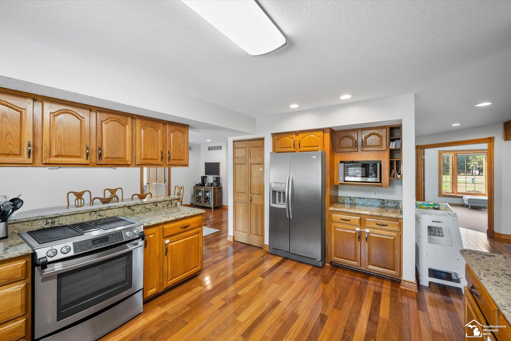 14725 Dixon Road Dundee, MI 48131 - Photo 17 of 44