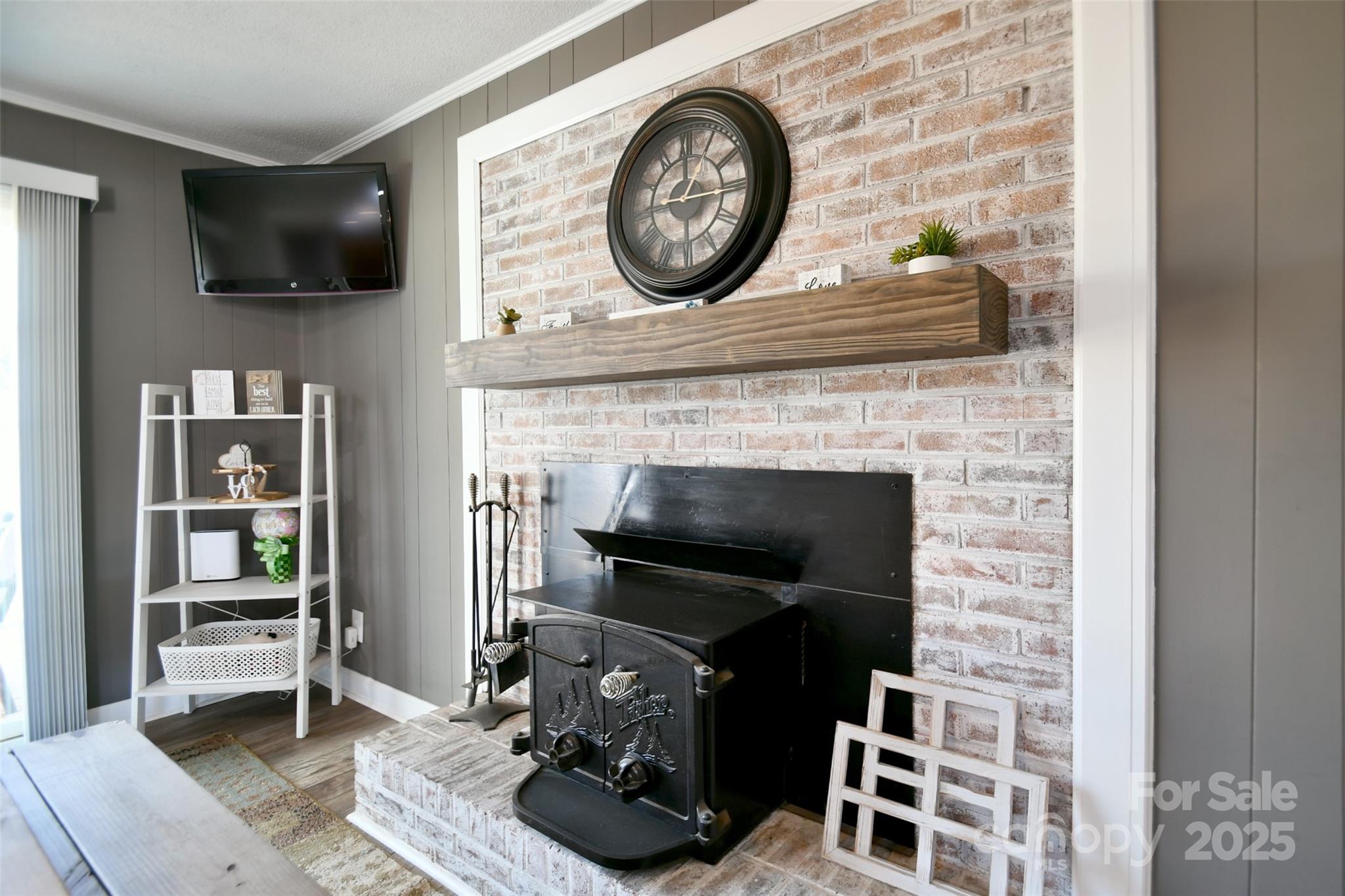 1820 Irish Potato Road Concord, NC 28025 - Photo 12 of 35 a clock on a wall in a room