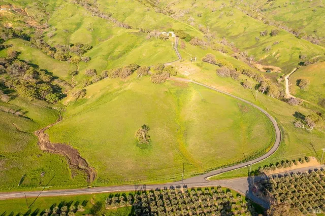 $1,299,000 | 8725 Quail Canyon Road, Vacaville, CA 95688