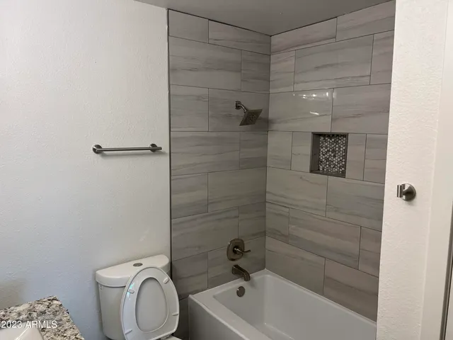 $1,890 | 12611 North 25th Avenue, Phoenix, AZ 85029