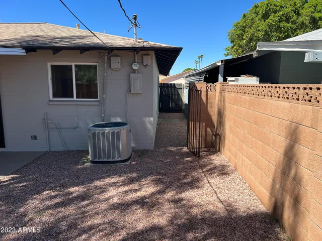 $1,890 | 12611 North 25th Avenue, Phoenix, AZ 85029