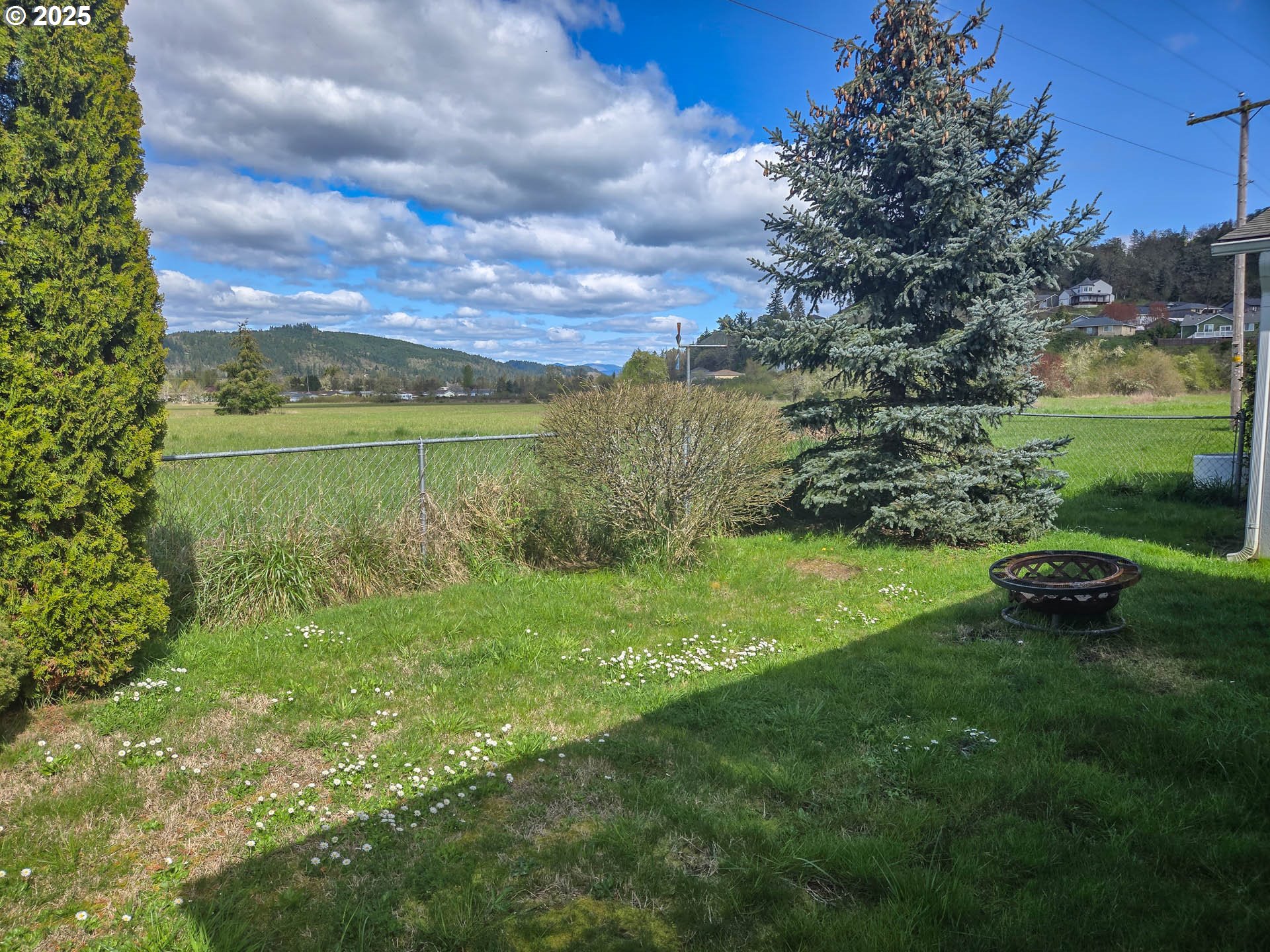 550 South State Street, Unit 115 Sutherlin, OR 97479 - Photo 13 of 16