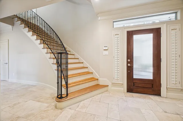 $808,000 | 4732 Banning Drive, Houston, TX 77027