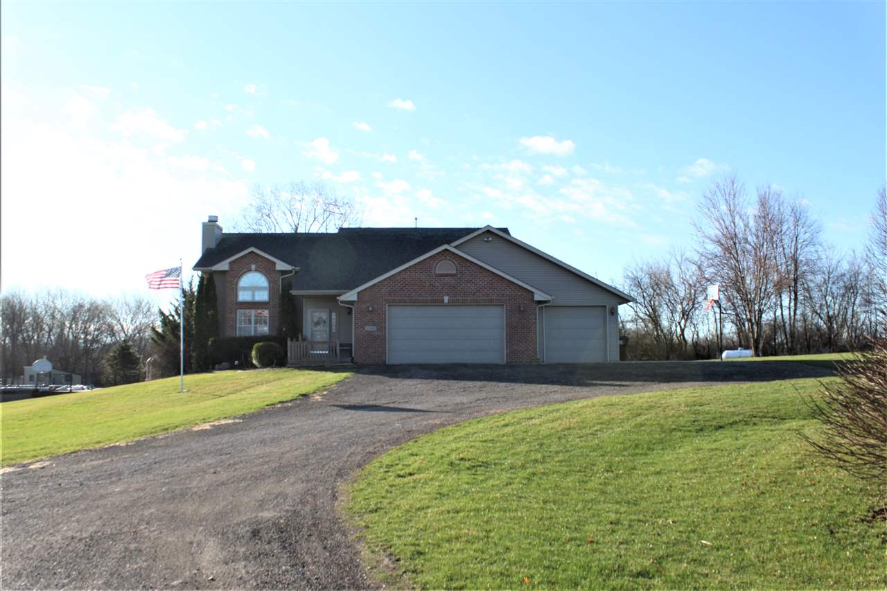 1760 South Weldon Road Rockford, IL 61102 - Photo 22 of 22 a house view with a outdoor space