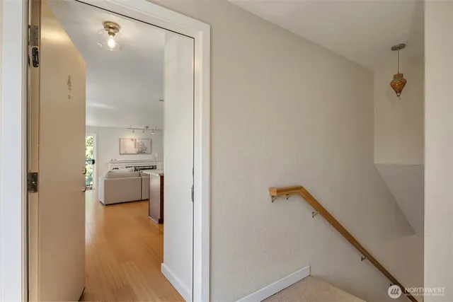 a en suite bathroom with a shower