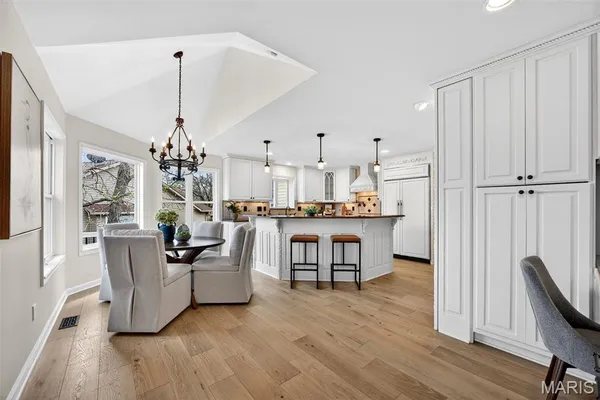 $1,295,000 | 11 Regatta Bay Court, Lake St. Louis, MO 63367