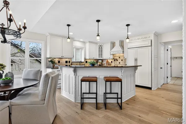 $1,295,000 | 11 Regatta Bay Court, Lake St. Louis, MO 63367