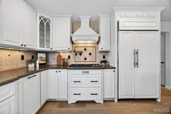 $1,295,000 | 11 Regatta Bay Court, Lake St. Louis, MO 63367