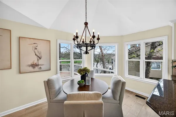 $1,295,000 | 11 Regatta Bay Court, Lake St. Louis, MO 63367