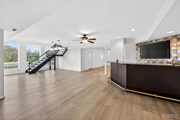 $1,295,000 | 11 Regatta Bay Court, Lake St. Louis, MO 63367