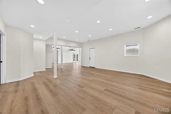 $1,295,000 | 11 Regatta Bay Court, Lake St. Louis, MO 63367