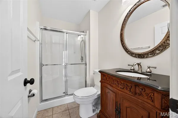 $1,295,000 | 11 Regatta Bay Court, Lake St. Louis, MO 63367