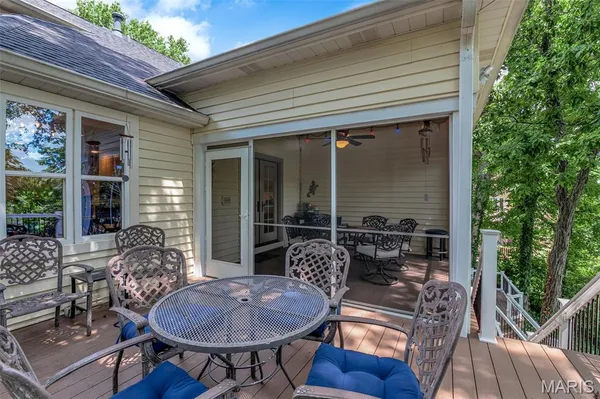 $1,295,000 | 11 Regatta Bay Court, Lake St. Louis, MO 63367