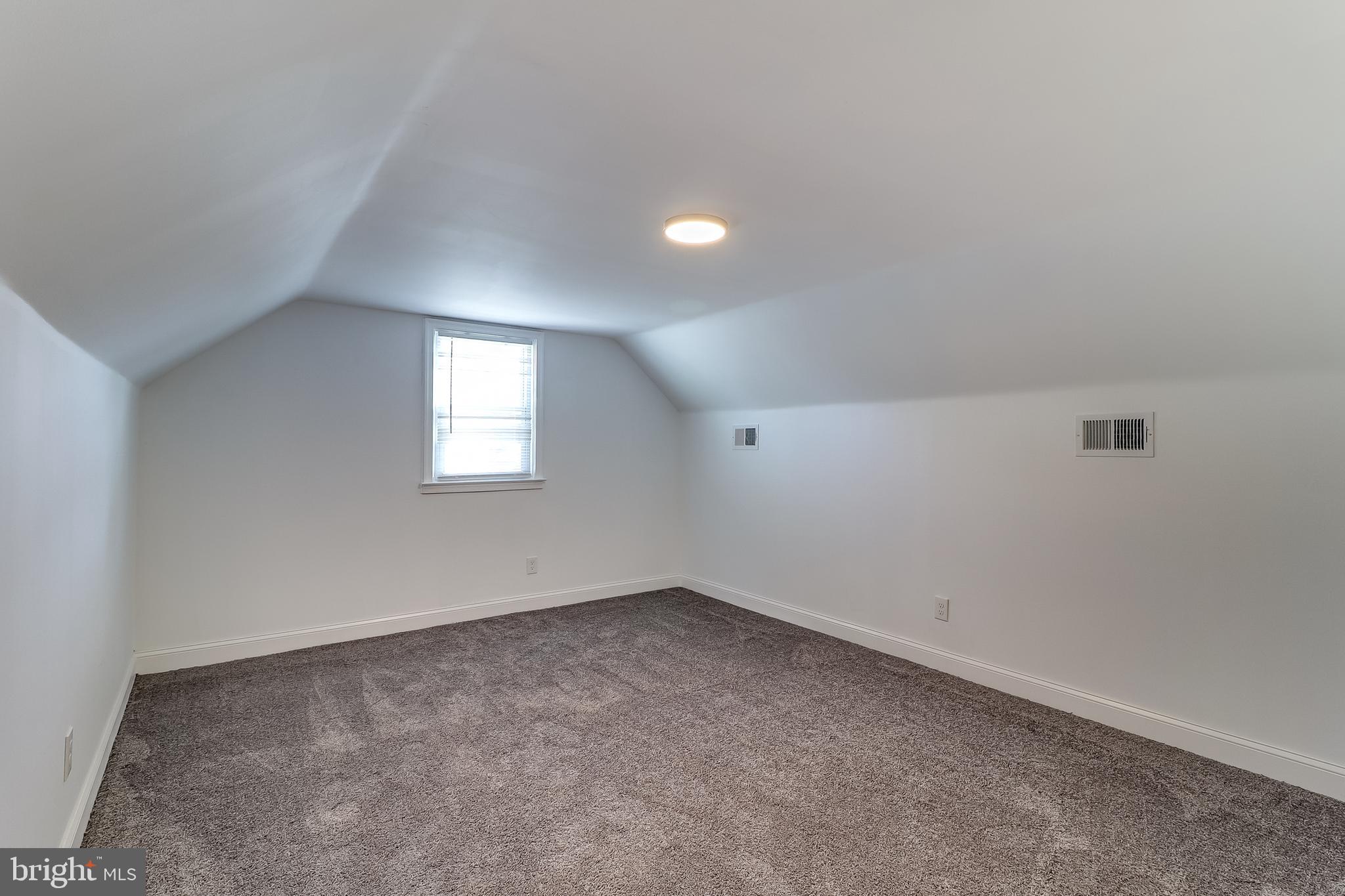 322 Townsend Road Baltimore, MD 21221 - Photo 19 of 37 Upper Level Primary Bedroom
