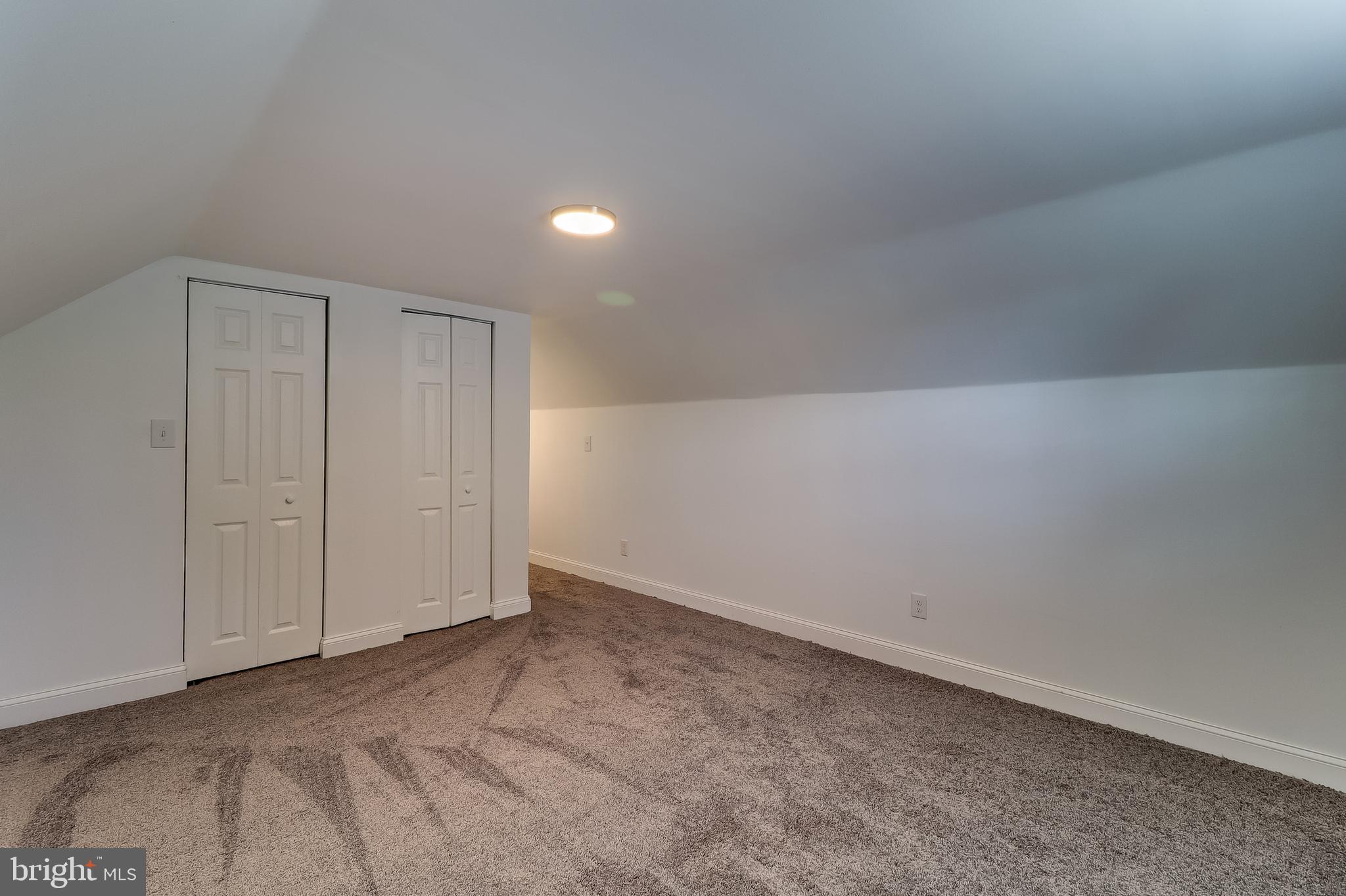 322 Townsend Road Baltimore, MD 21221 - Photo 21 of 37 Upper level Bedroom 3- Primary