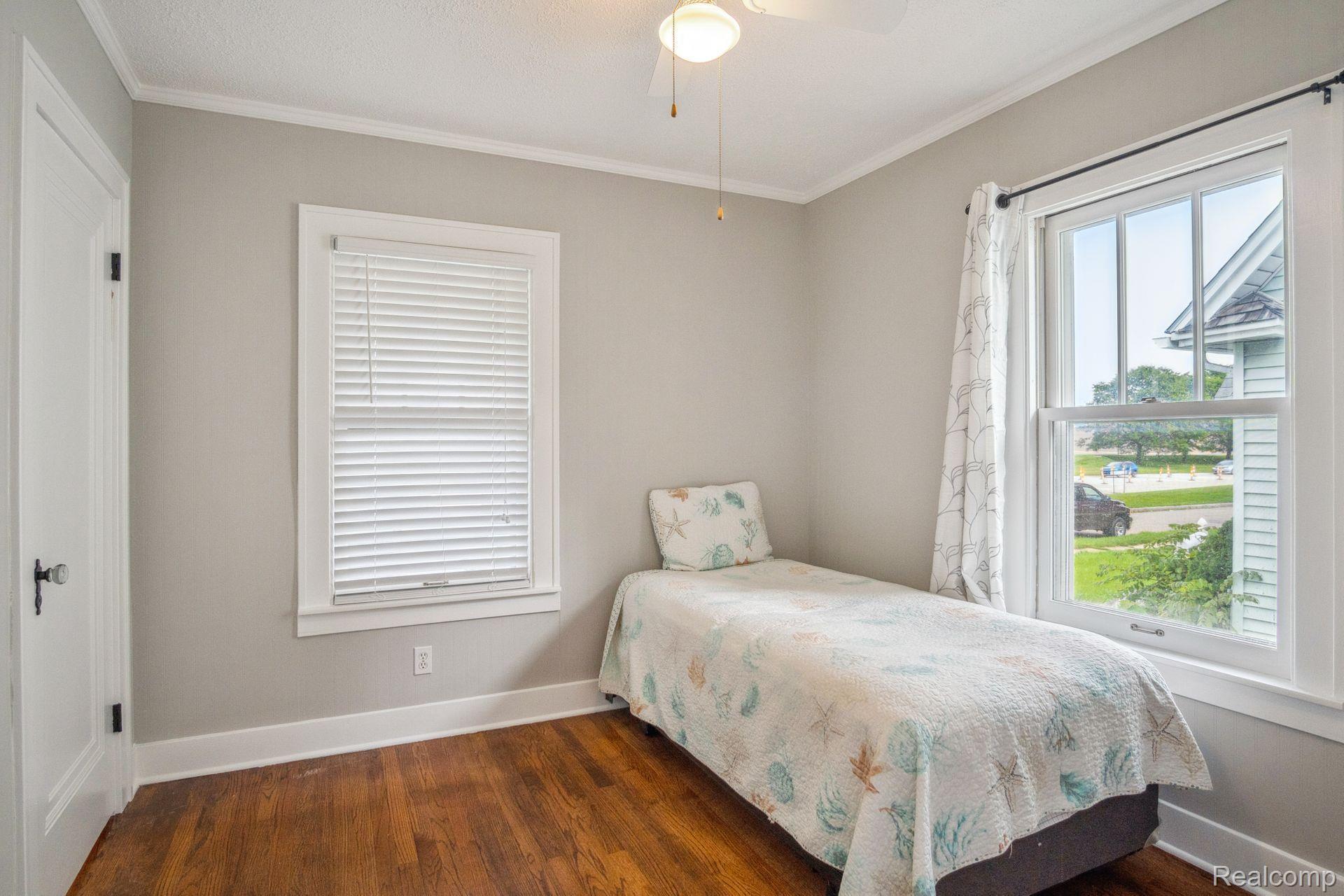 419 Elizabeth Lake Road Pontiac, MI 48341 - Photo 14 of 17 Gallery Image 14