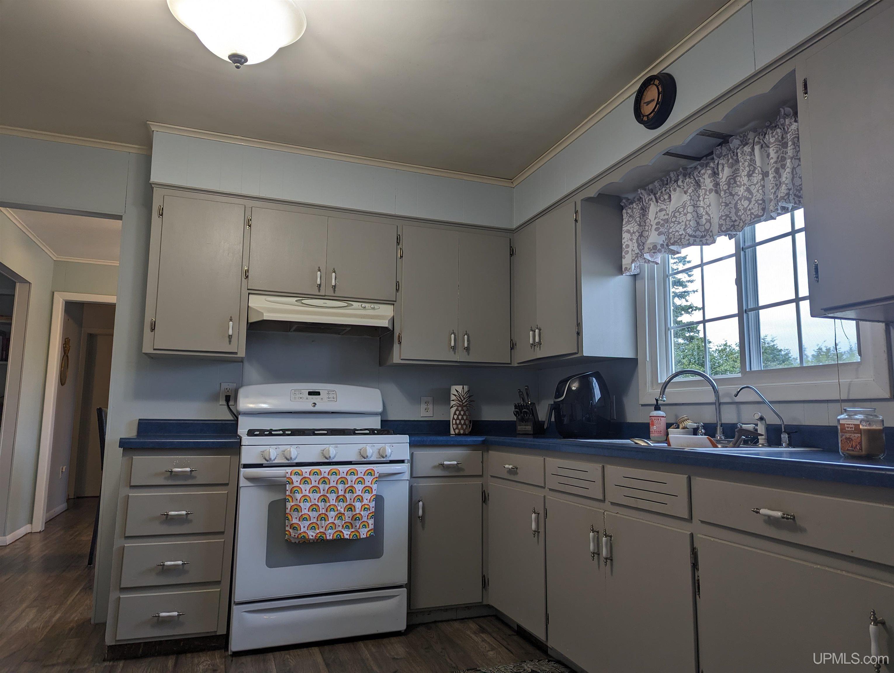 9450 25 Rd Garden Garden, MI 49835 - Photo 6 of 32