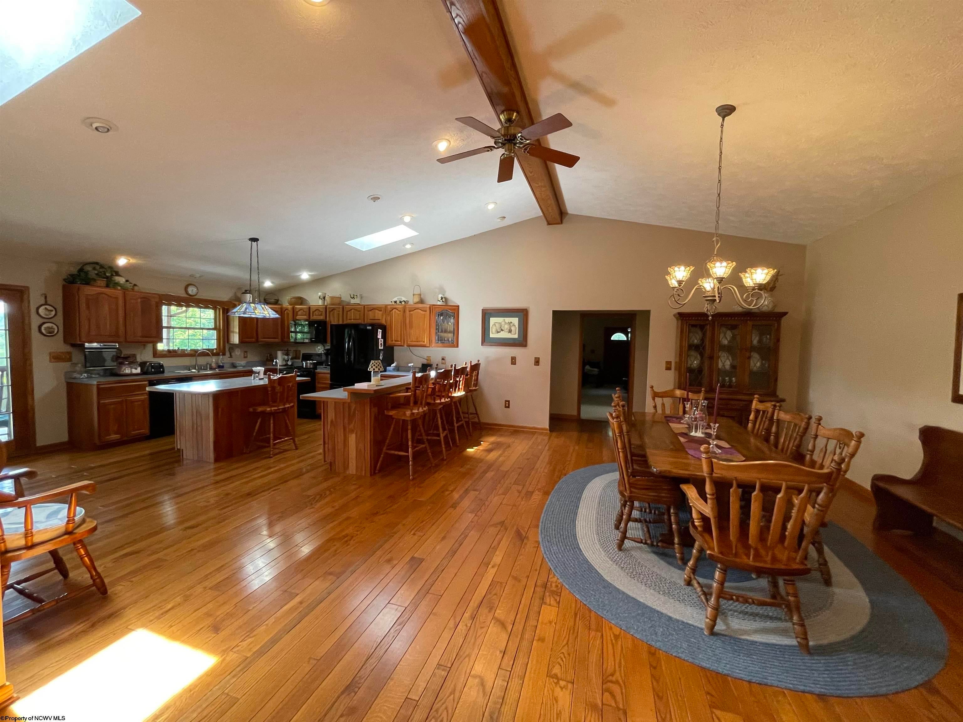 91 Clemans Road Flemington, WV 26347 - Photo 7 of 30 Gallery Image 7
