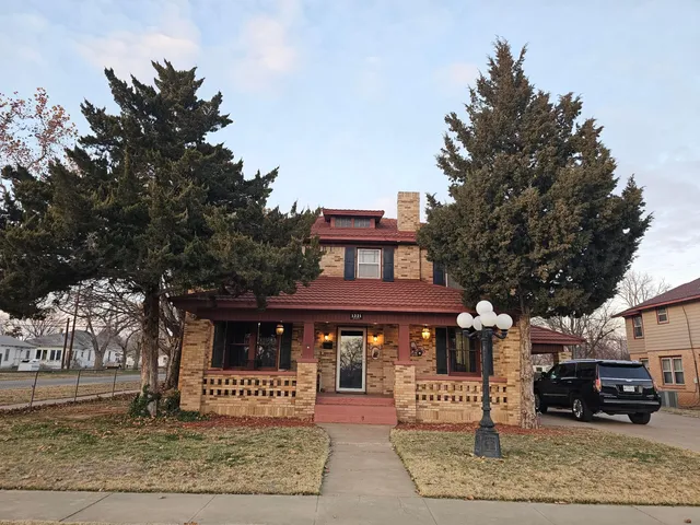 $229,000 | 1321 West Bradford, Memphis, TX 79245