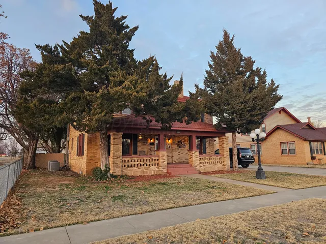 $229,000 | 1321 West Bradford, Memphis, TX 79245