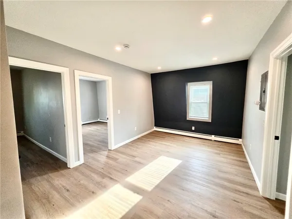 $2,500 | 73 Vernon Street, Unit 3, Providence, RI 02903
