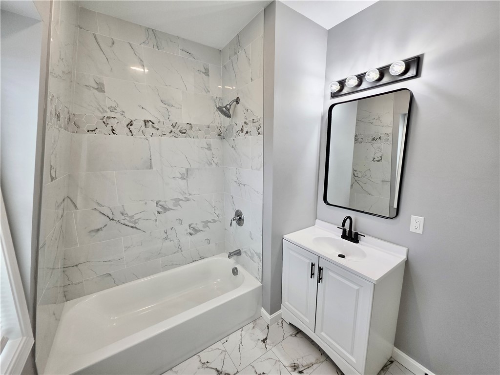 73 Vernon Street, Unit 3 Providence, RI 02903 - Photo 13 of 17
