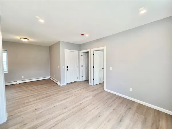 $2,500 | 73 Vernon Street, Unit 3, Providence, RI 02903