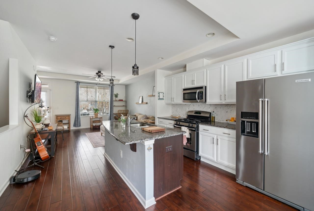 1617 Crafton Way Raleigh, NC 27607 - Photo 11 of 31 Photo 11