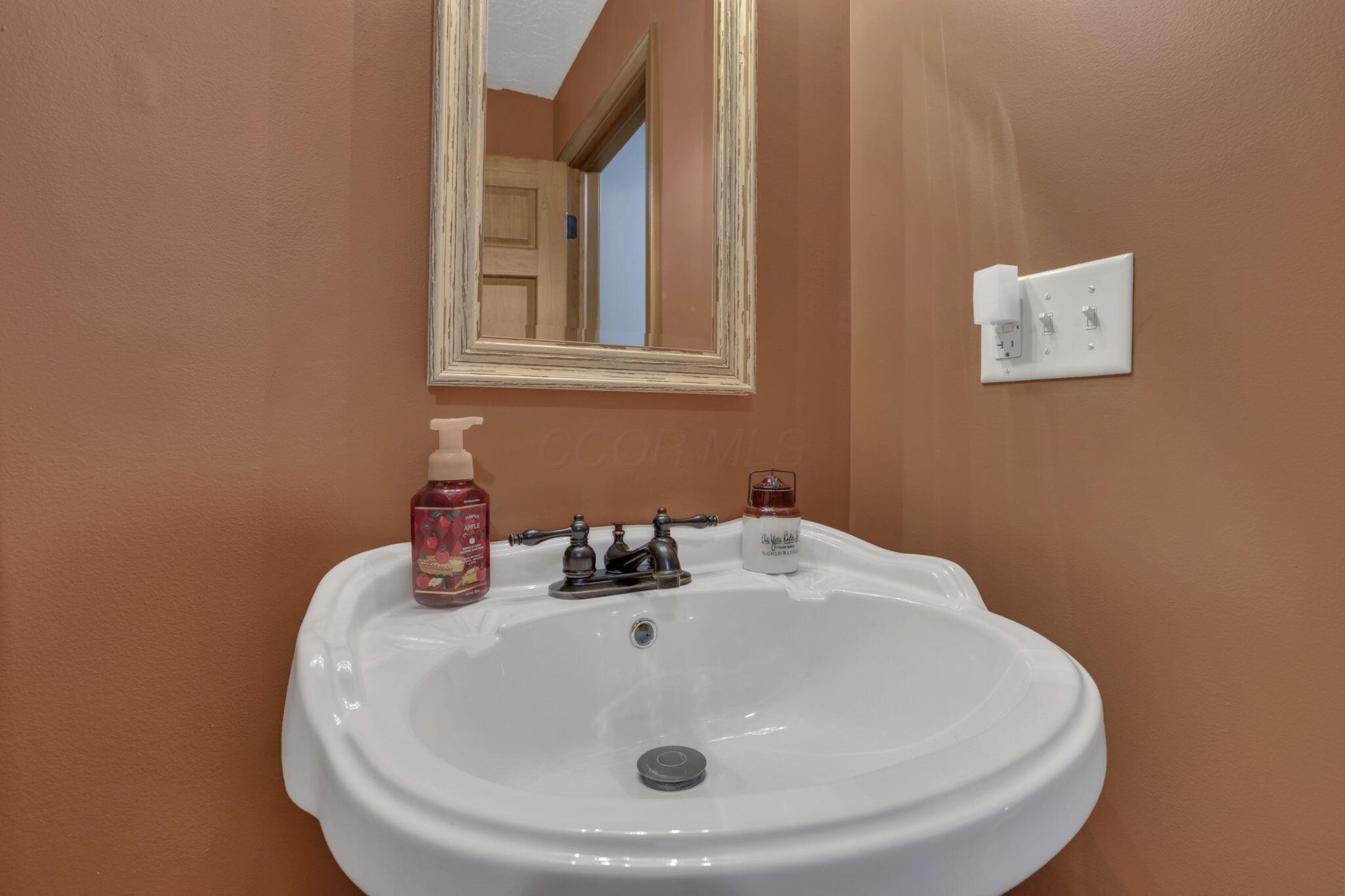 2057 Fout Road, Unit 3 Frankfort, OH 45628 - Photo 37 of 55 36-web-or-mls-IMG_9894