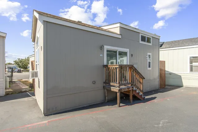 a house view with a outdoor space