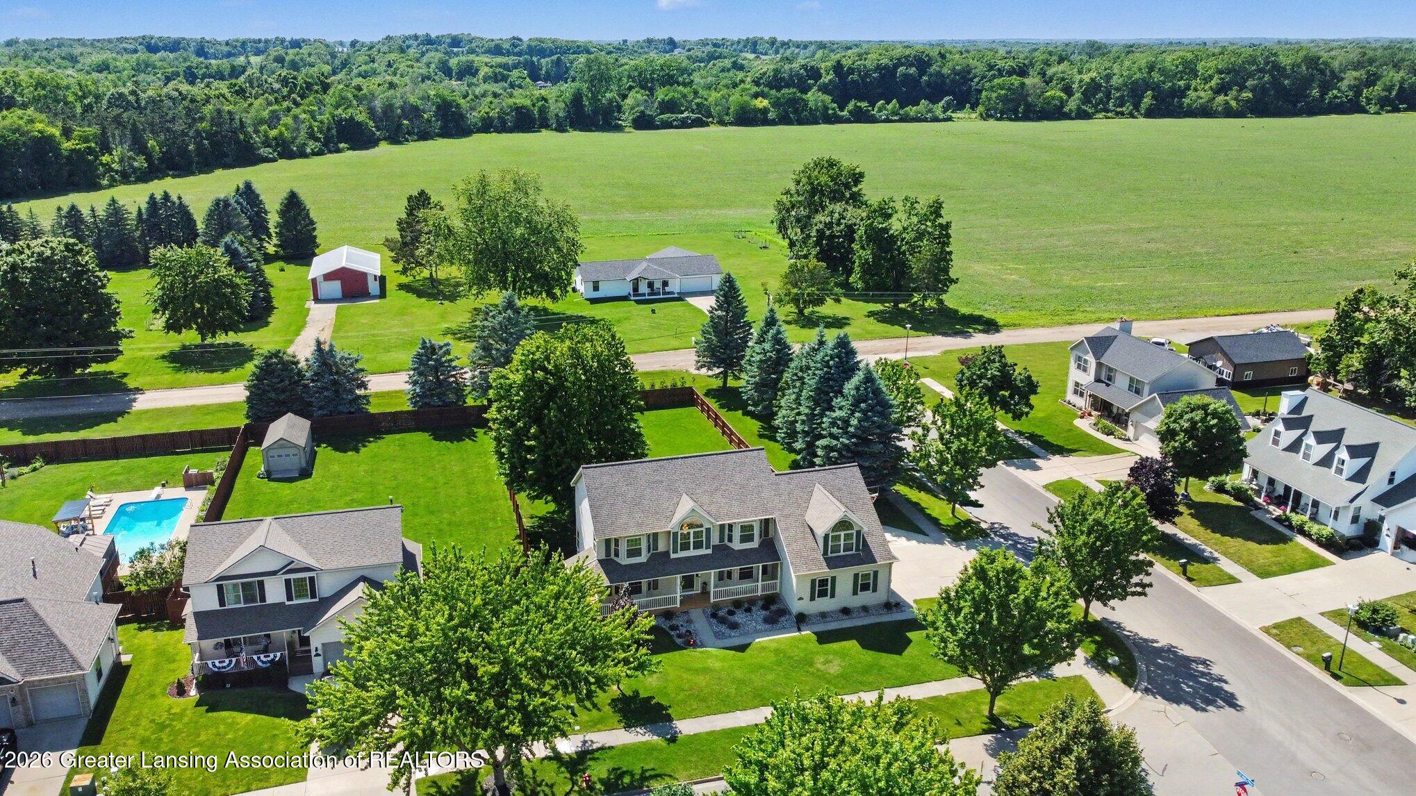 1113 Hawks Ridge Grand Ledge, MI 48837 - Photo 42 of 45 043_file_3378