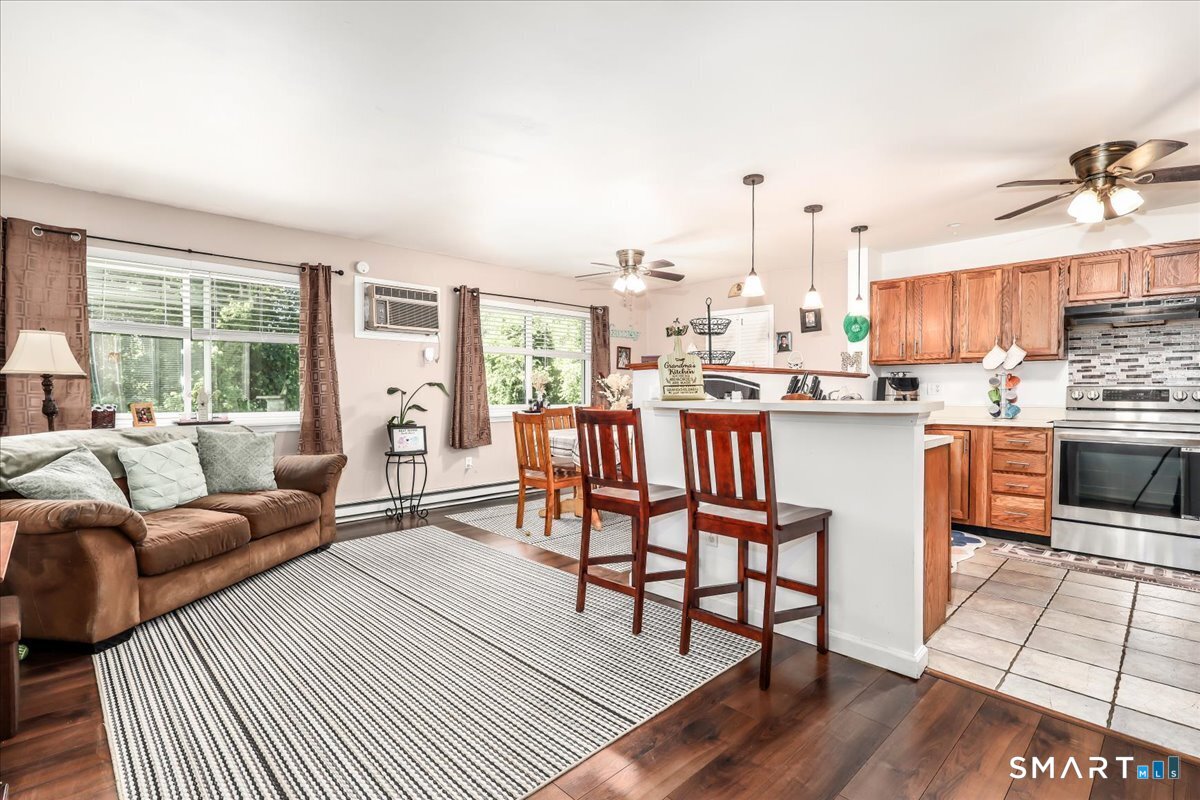 136 Pembroke Road, Unit 652 Danbury, CT 06811 - Photo 9 of 24