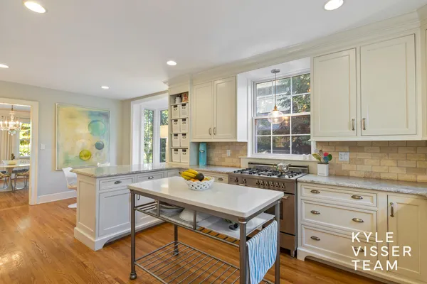 $1,450,000 | 508 Cambridge Boulevard Southeast, East Grand Rapids, MI 49506