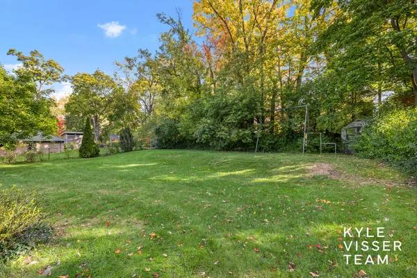 $1,450,000 | 508 Cambridge Boulevard Southeast, East Grand Rapids, MI 49506