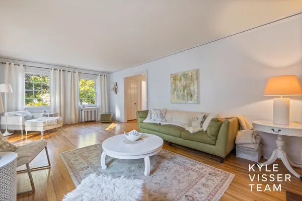 $1,450,000 | 508 Cambridge Boulevard Southeast, East Grand Rapids, MI 49506