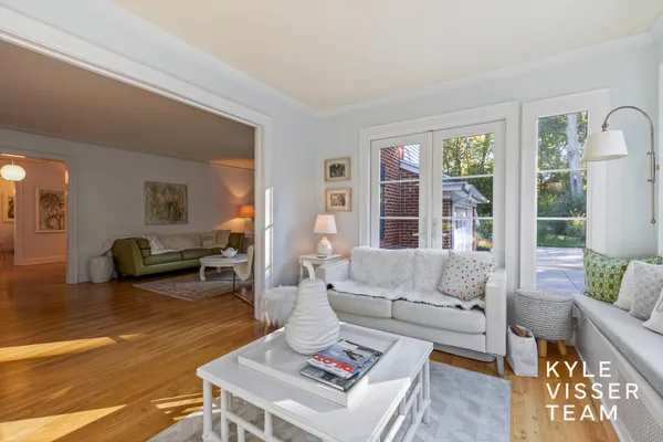 $1,450,000 | 508 Cambridge Boulevard Southeast, East Grand Rapids, MI 49506