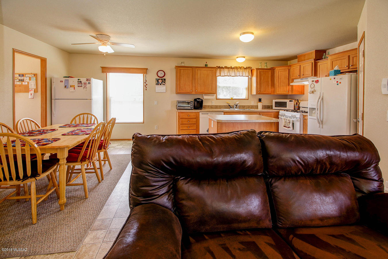 2561 West Roadrunner Road Tucson, AZ 85746 - Photo 12 of 26 Gallery Image 12