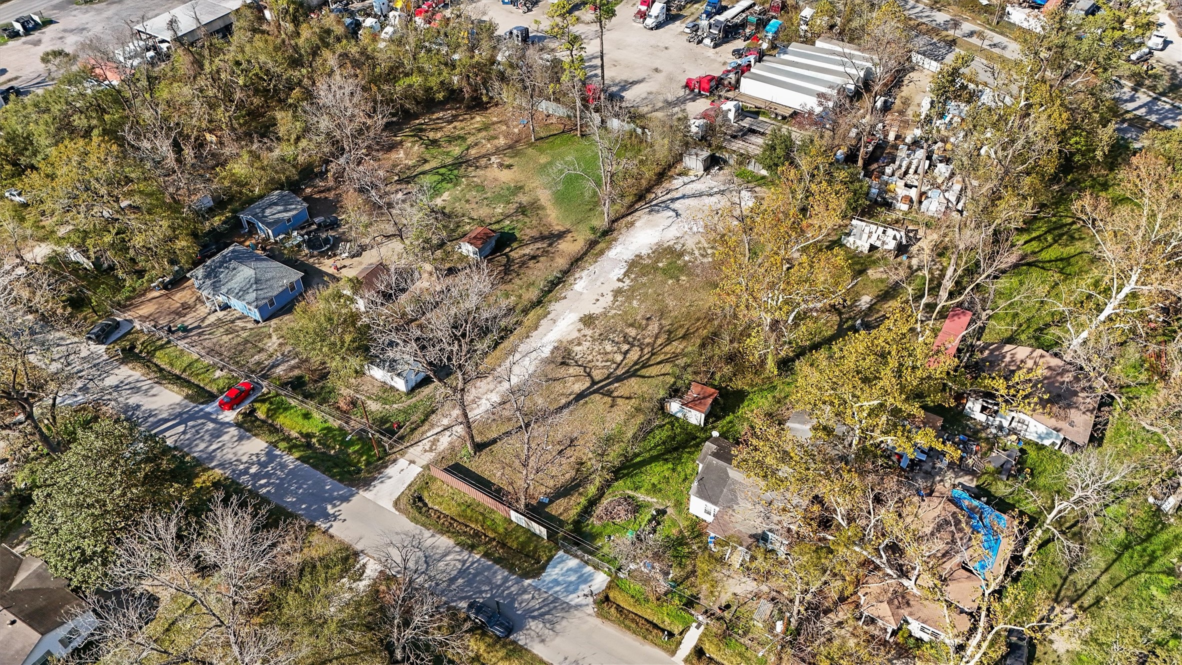 8533 Furray Road Houston, TX 77028 - Photo 13 of 14 a view of a yard with plants and flowers
