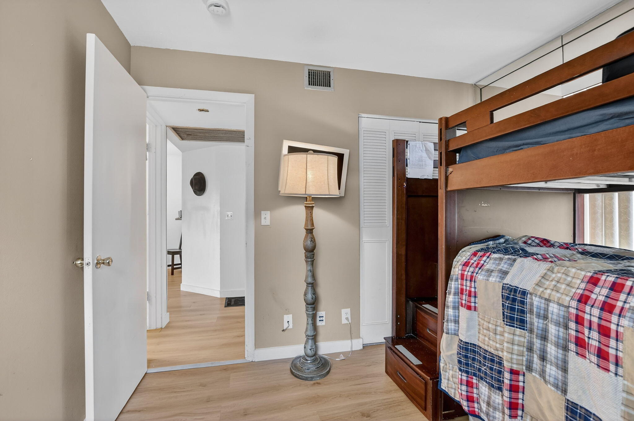 21890 Lake Forest Circle, Unit 201 Boca Raton, FL 33433 - Photo 17 of 22 19-web-or-mls-DSC_5996