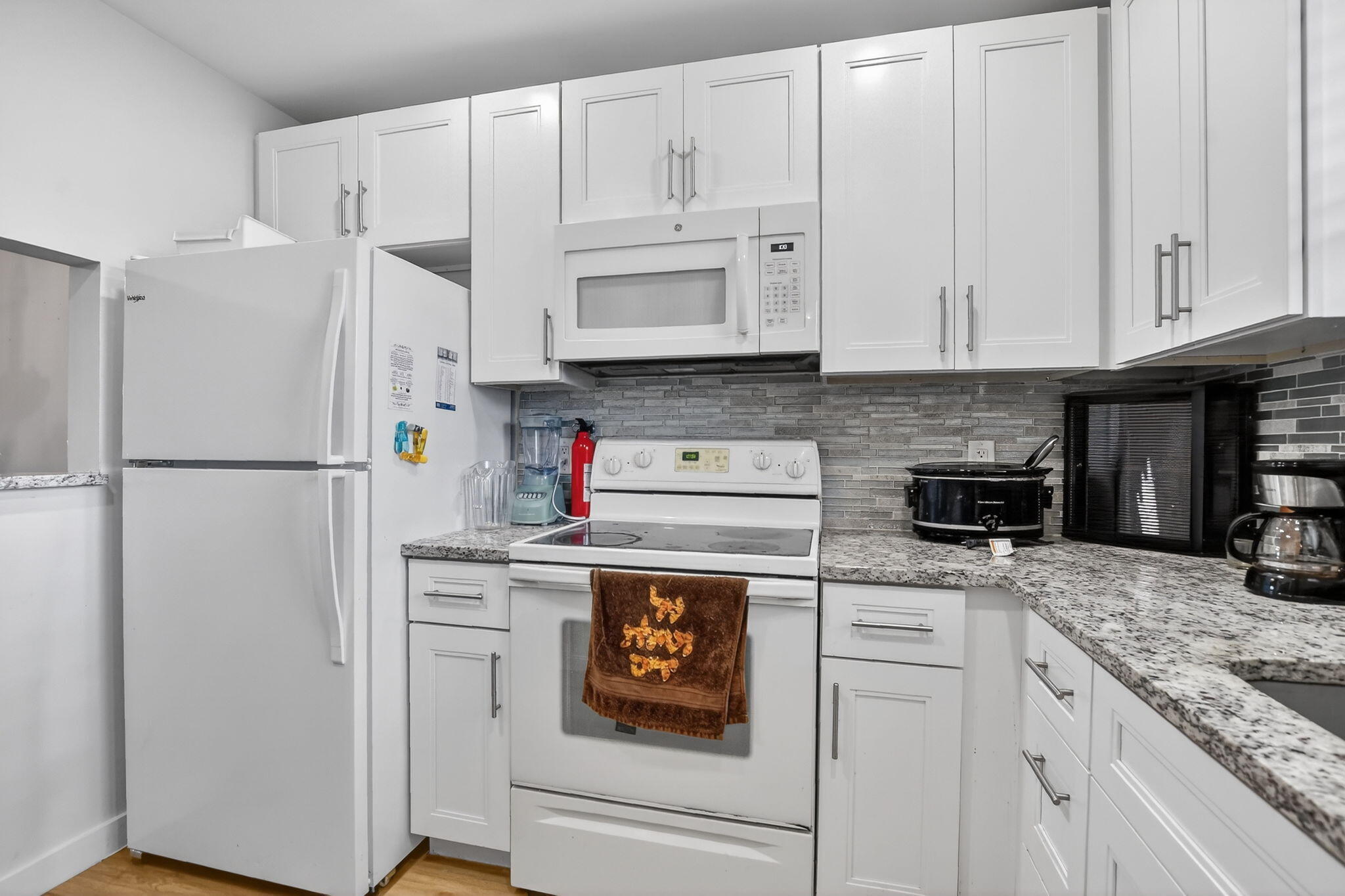 21890 Lake Forest Circle, Unit 201 Boca Raton, FL 33433 - Photo 6 of 22 5-web-or-mls-DSC_5977