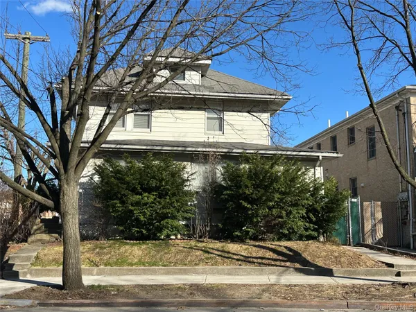 $1,290,000 | 22-03 Parsons Boulevard | Whitestone