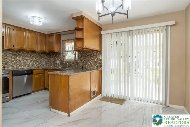 $329,900 | 2401 South Church Street, Allentown, PA 18103