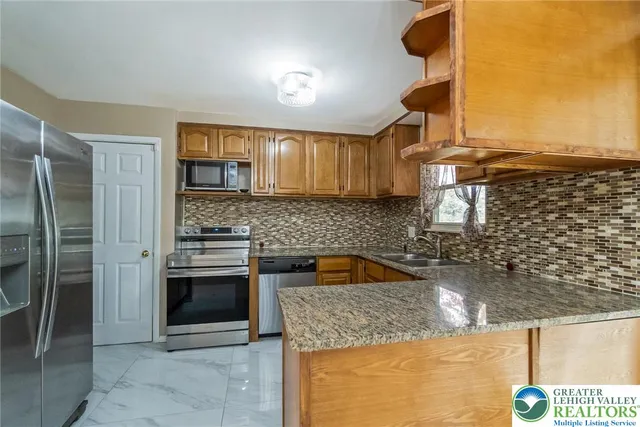 $329,900 | 2401 South Church Street, Allentown, PA 18103