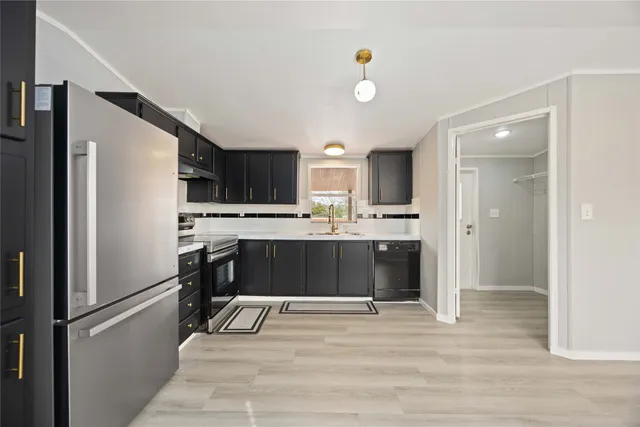 $1,950 | 3001 FM 360 Road, Rosenberg, TX 77471