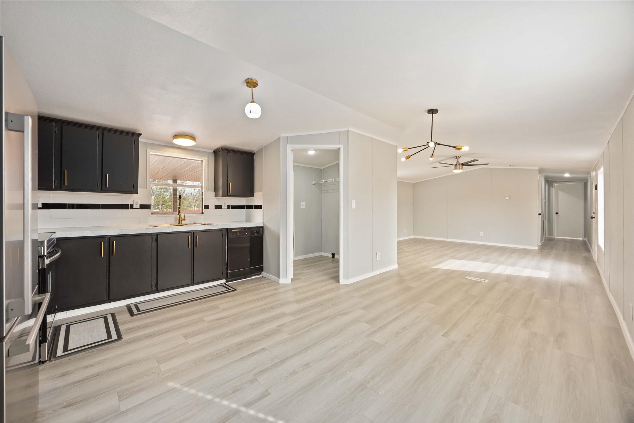 3001 FM 360 Road, Unit A Rosenberg, TX 77471 - Photo 6 of 16 Unit B