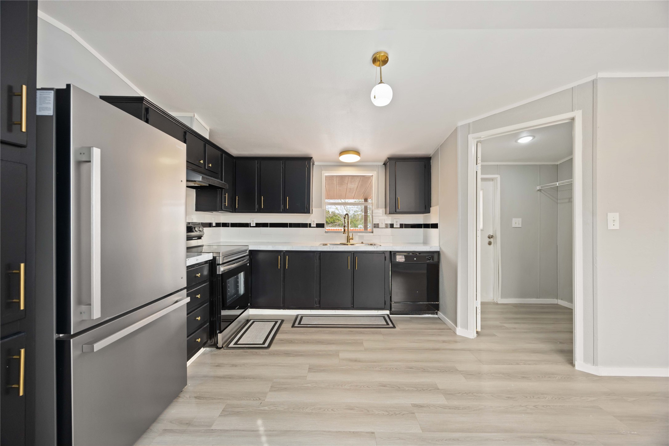 3001 FM 360 Road, Unit A Rosenberg, TX 77471 - Photo 7 of 16 Unit B