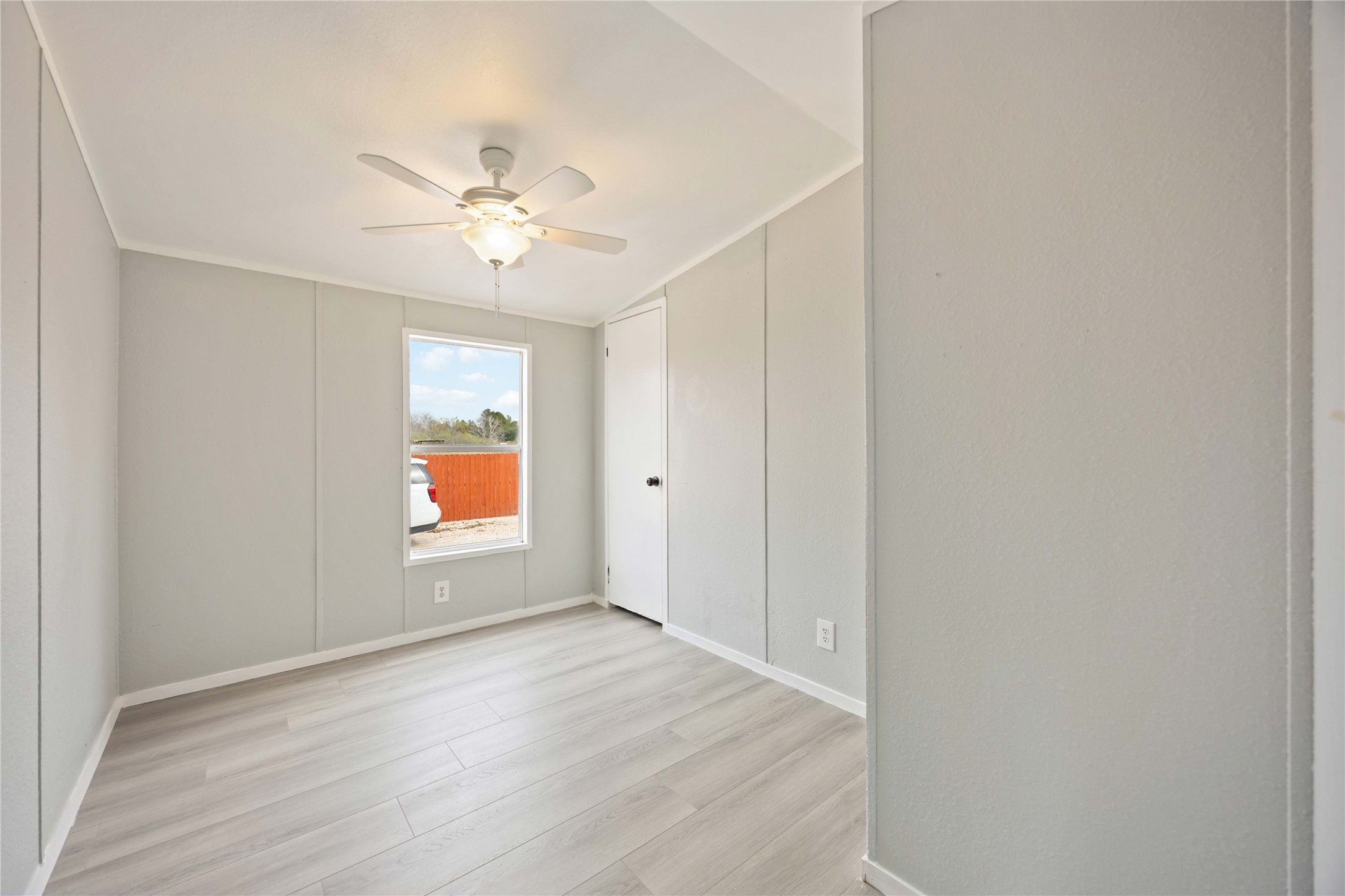 3001 FM 360 Road, Unit A Rosenberg, TX 77471 - Photo 9 of 16 Unit B