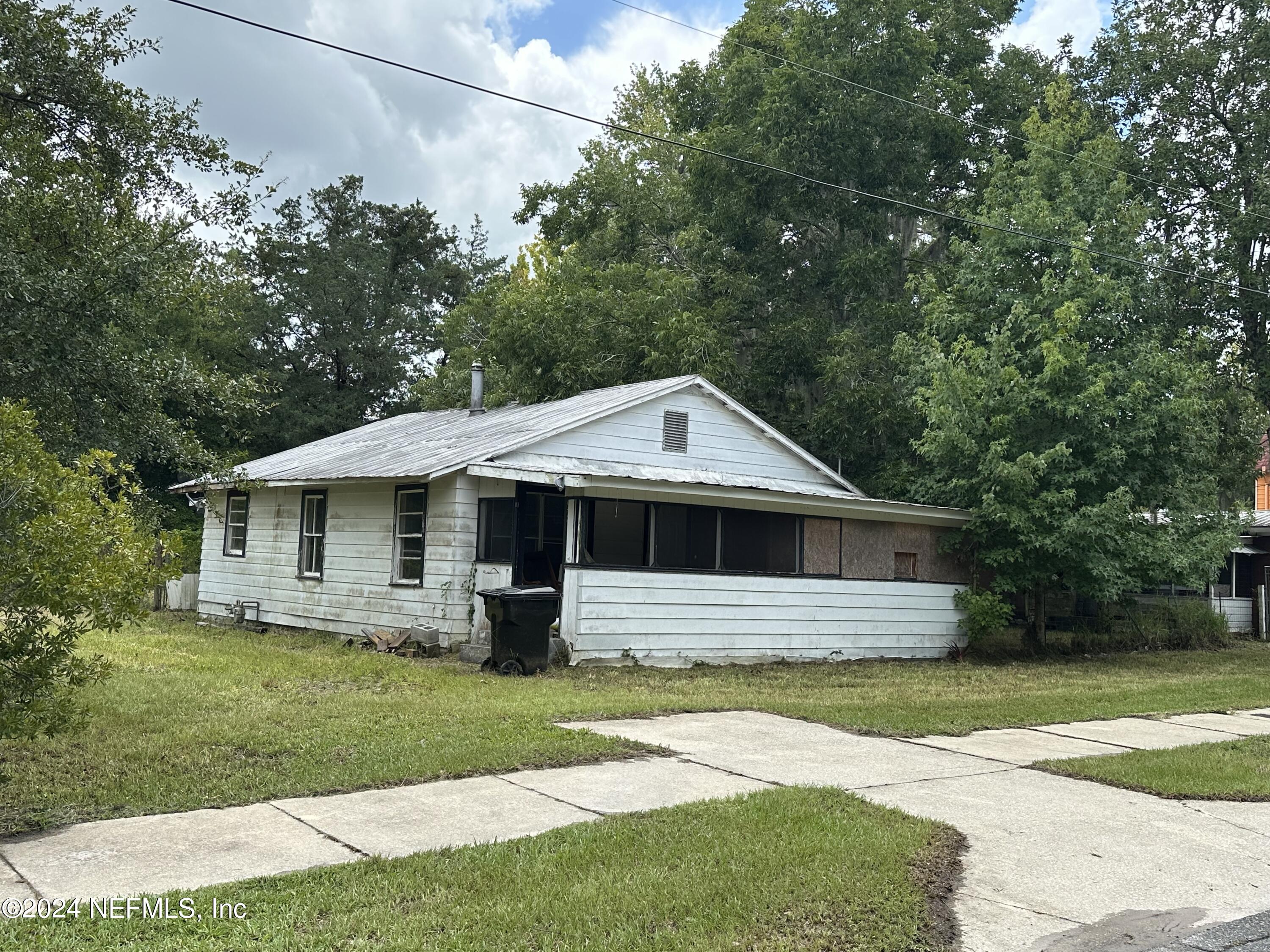 514 Alton Road Starke, FL 32091 - Photo 2 of 6 IMG_9376