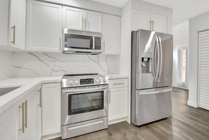 10104 Country Brook Road Boca Raton, FL 33428 - Photo 24 of 56 20250117022408271772000000-o