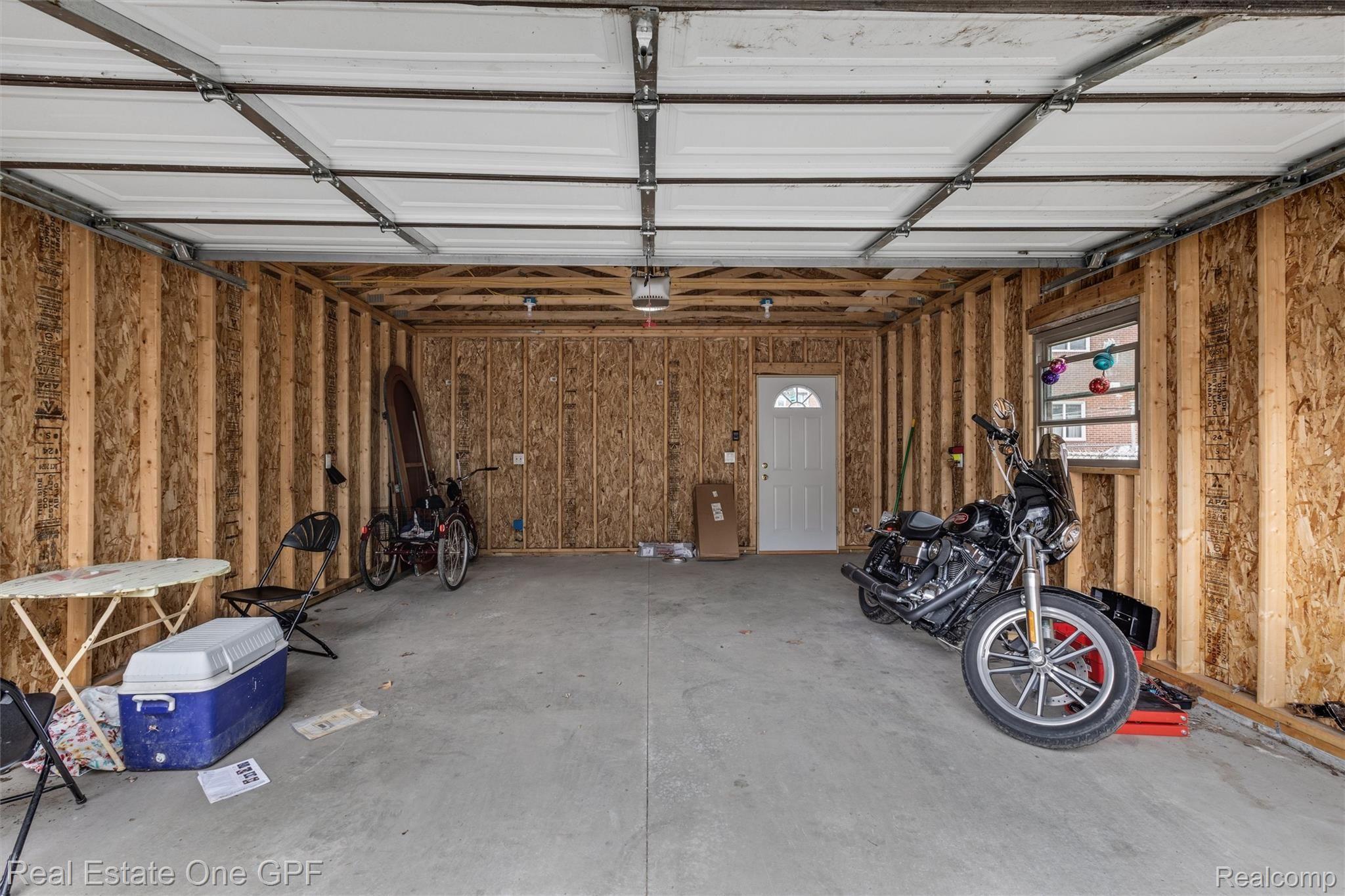 873 Nottingham Road, Unit 875 Grosse Pointe, MI 48230 - Photo 35 of 39 37-873 Nottingham, Grosse Pointe Park, MI, 482300033.jpg